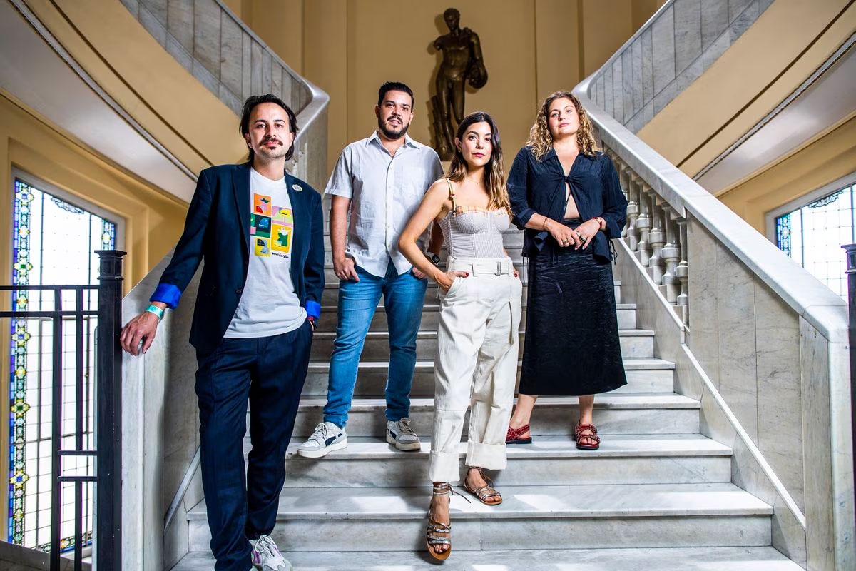 Entrevista de El País de España a Sebastián Payán, egresado de Literatura